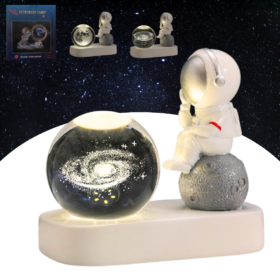 Lampara LED Astronauta con Esfera de Cristal QC10